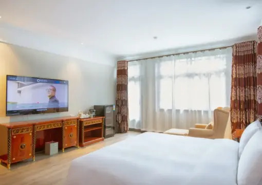 Deluxe Villa – with View (Double Bed)