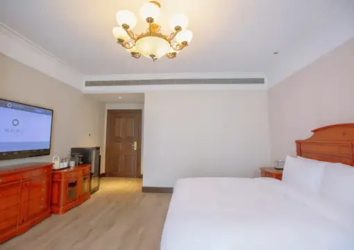 Deluxe Villa – with View (Double Bed)