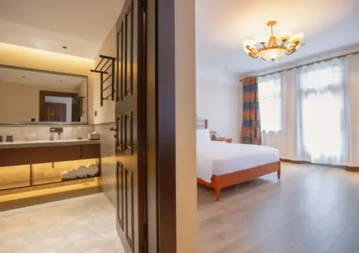 Deluxe Villa – with View (Double Bed)