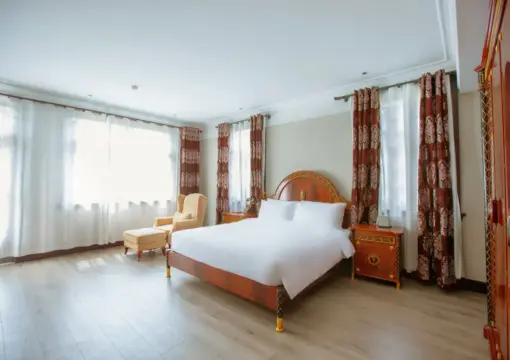 Deluxe Villa – with View (Double Bed)
